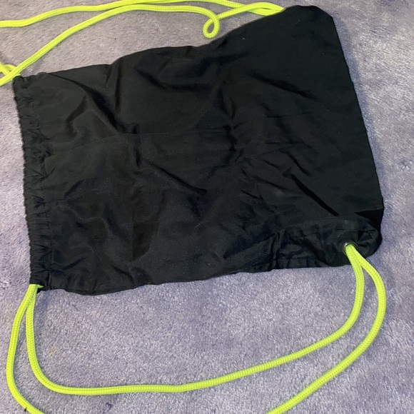 💫 Nike Drawstring Bag ✨ - Picture 3 of 3